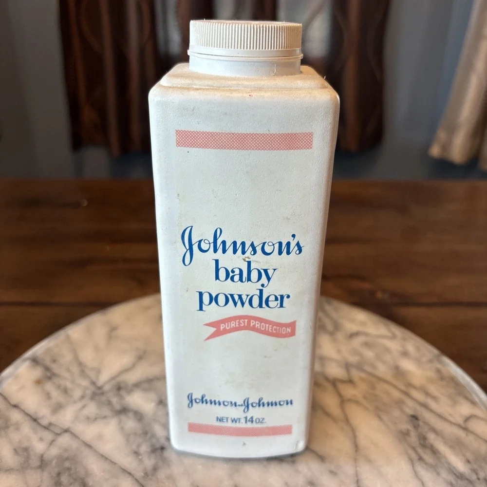 VTG Johnson & Johnson Baby Powder Economy Size 14 oz Purest Protection